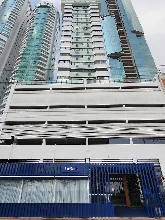 Apartamento Lindo Apto Tudo Novinho, Predio Frente Mar Balneário Camboriú