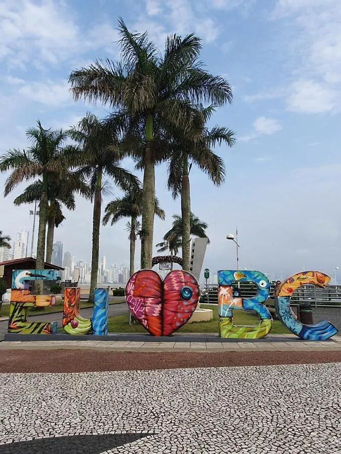 Lindo Apto Tudo Novinho, Predio Frente Mar Balneário Camboriú